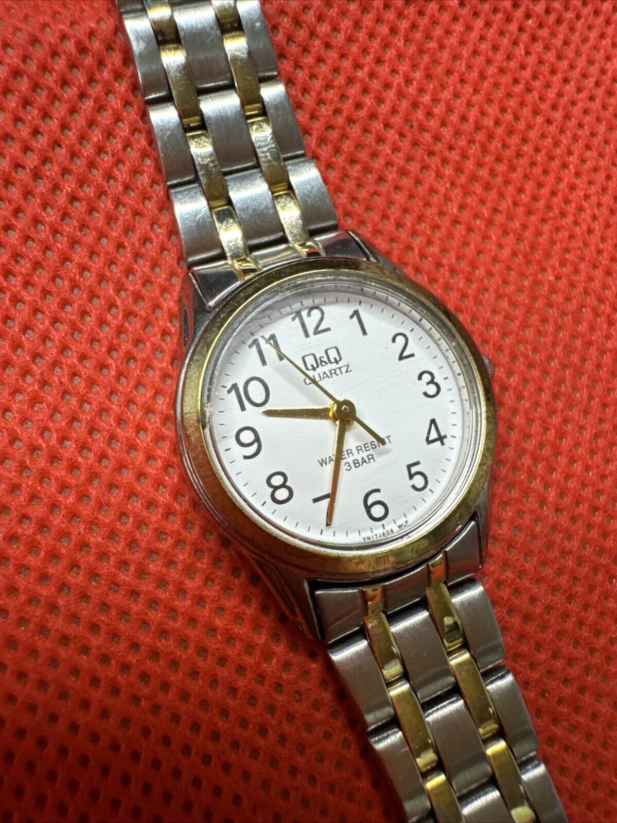 Ladies Q&Q Quartz Watch Water Resist 3 Bar/ Works