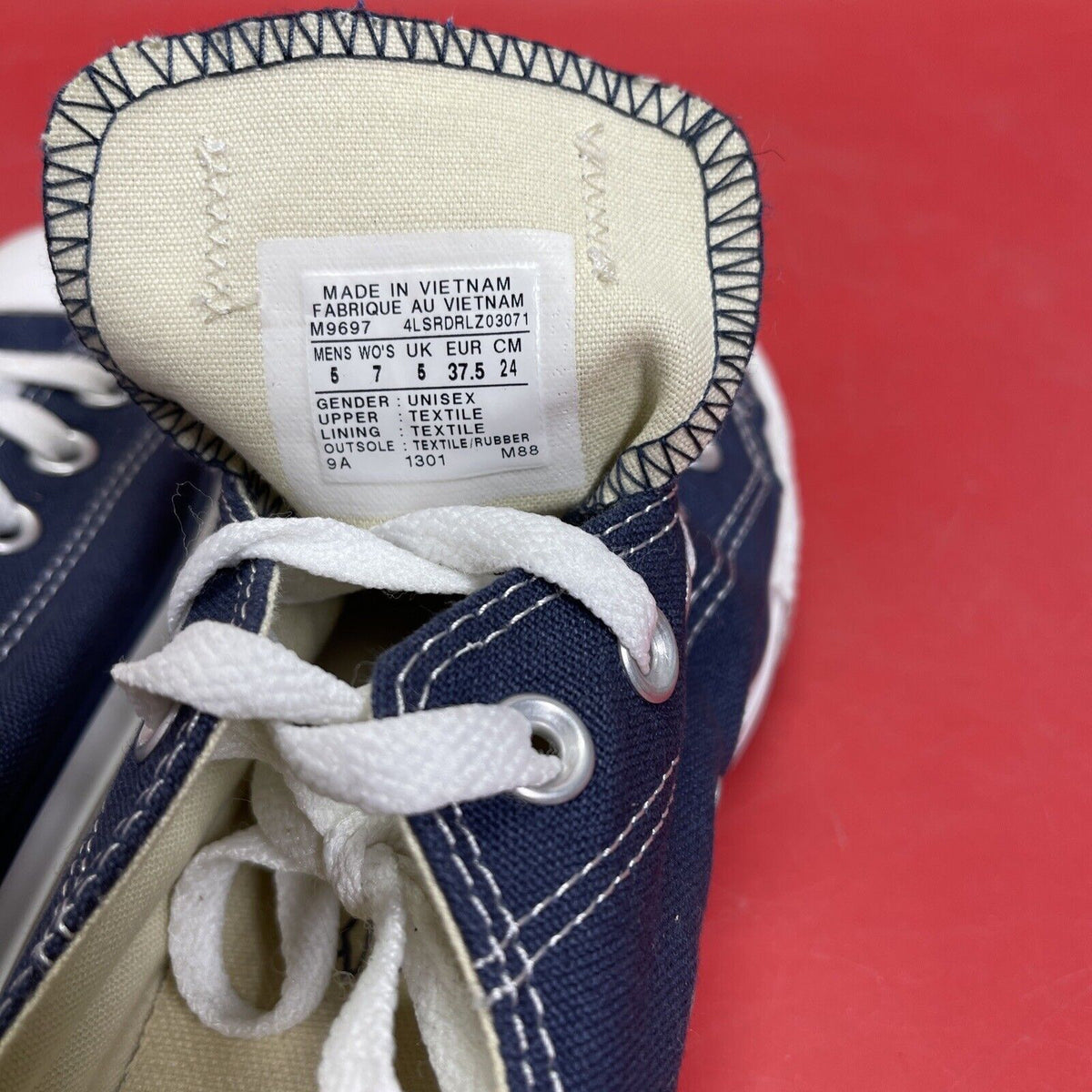 Converse Chuck Taylor All Star Navy Canvas White Men /Women M9697C