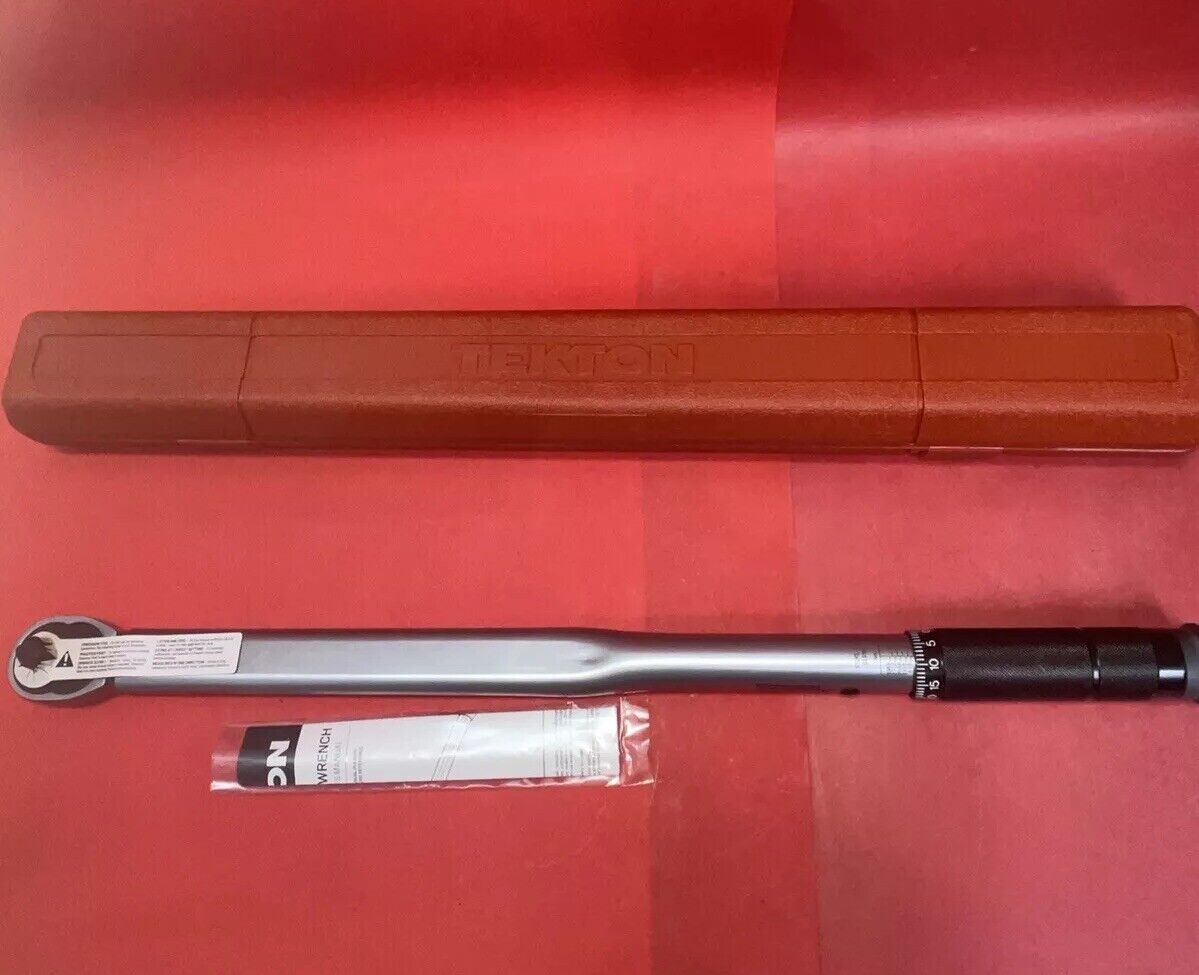 TEKTON 1/2 Inch Drive Click Torque Wrench 25-250 ft.-lb. | 24340