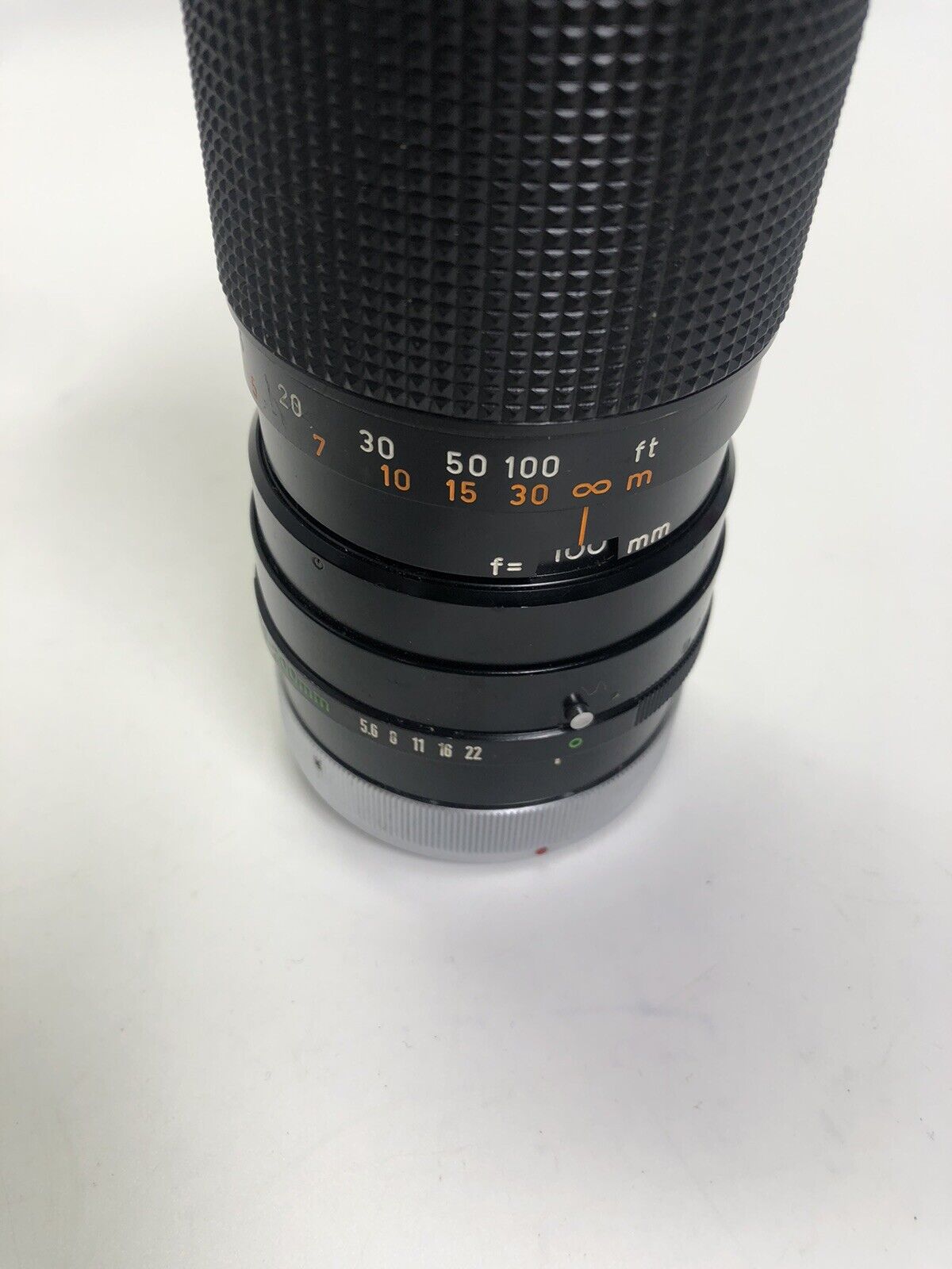 Canon FD Zoom 100-200mm 1:5.6 S.C. Lens W/ Caps & Filter Untested