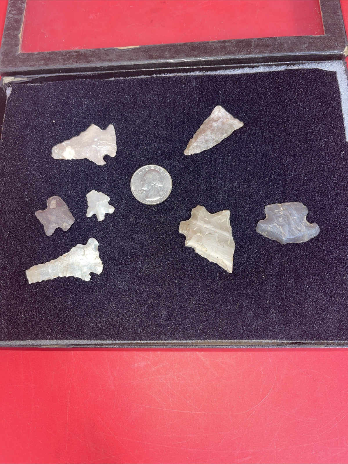 Native American Artifacts Lot 7 w/ Frame Arrowheads Collection 9”x7”Frame #20