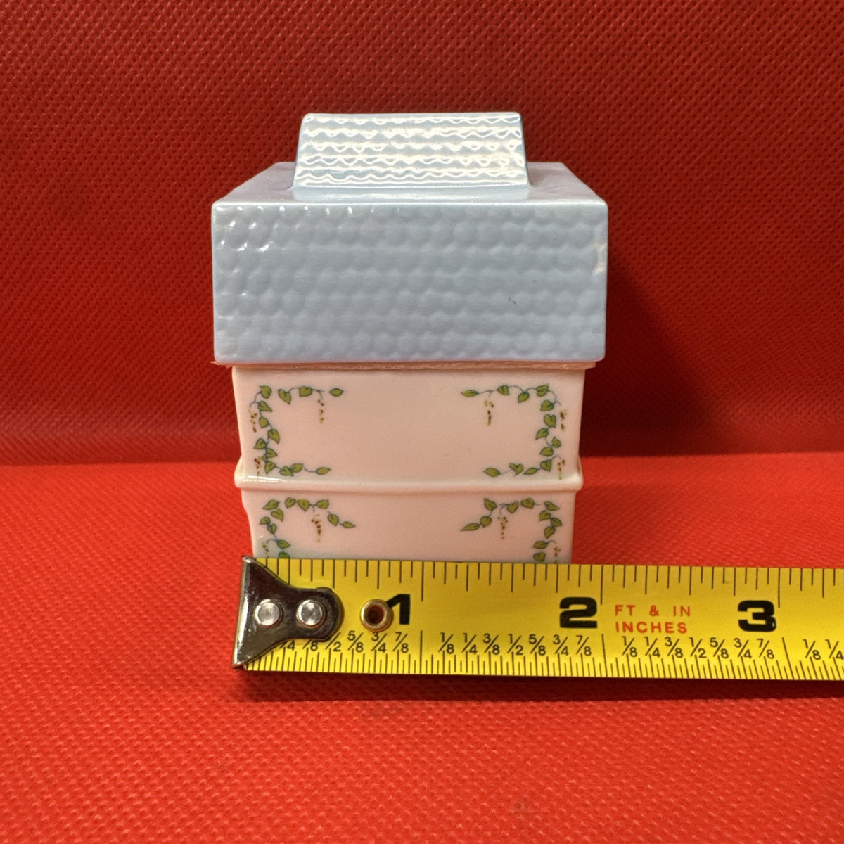 Vintage 1989 Lenox Spice Village PEPPER Jar With Lid