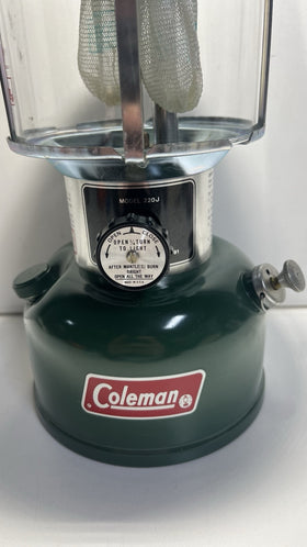 Coleman Lantern 4 1978 Model 220 220J Clear Globe Yellow Case Double Mantle