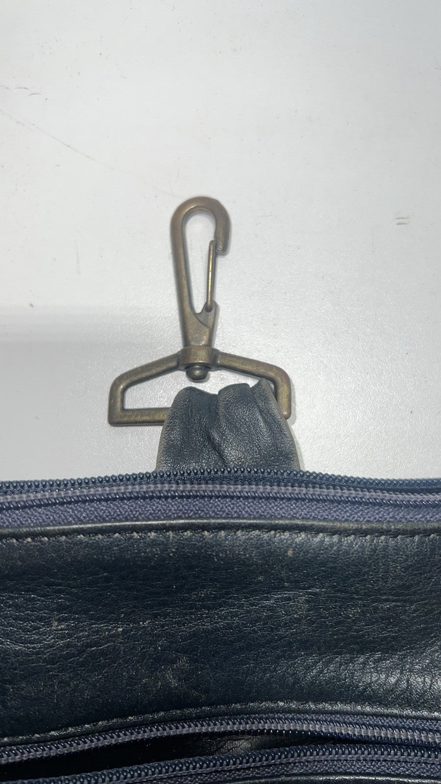 Vintage Leather Golf Pouch with Winged Ball and Clubs Embroidery