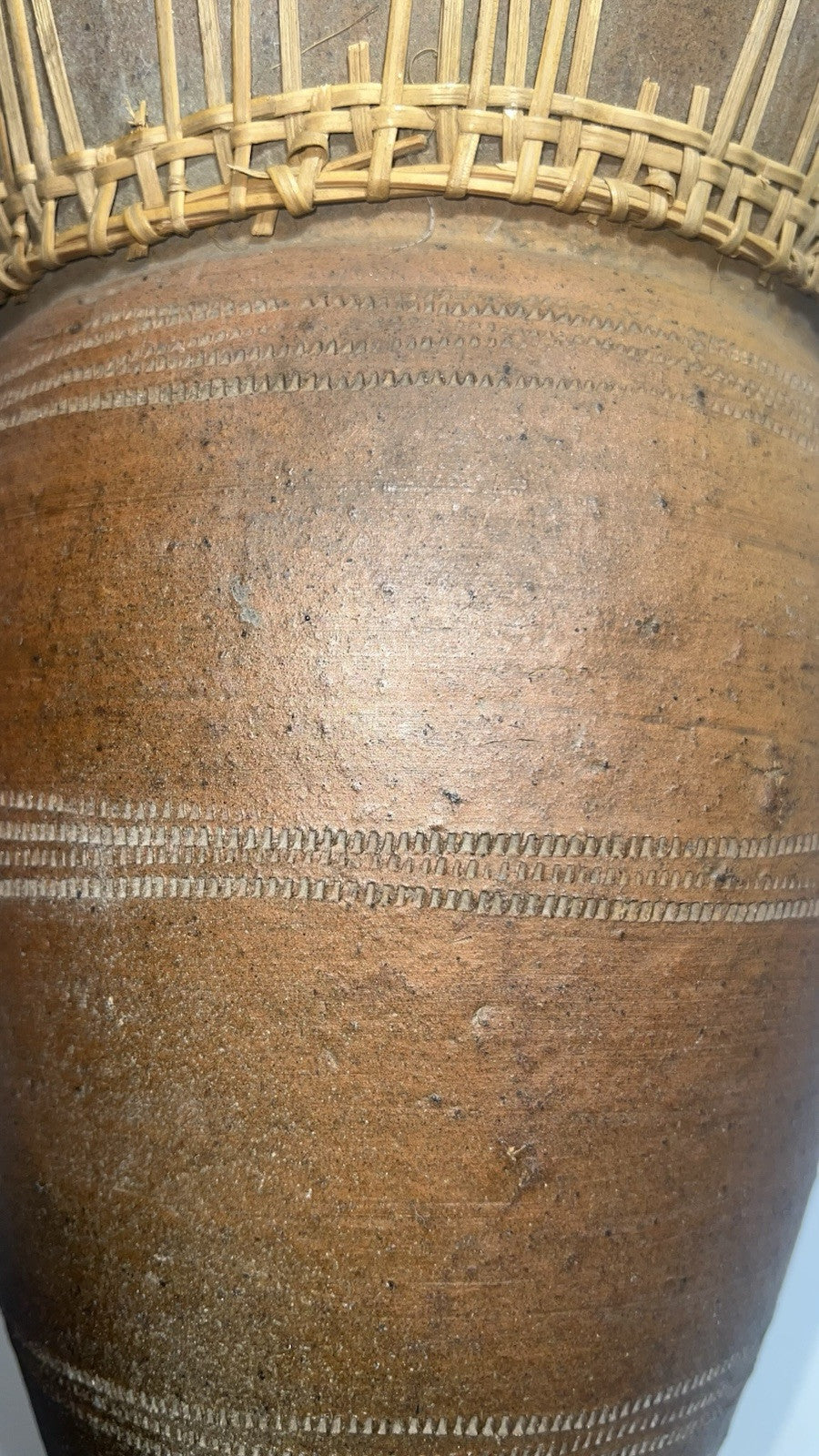 Vintage African Djembe Handheld Drum – Clay Body, Snakeskin Leather Percussion