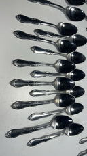 Simeon L & George H Rogers Oneida Xtra Jasmine Flatware Set / 48 Pieces