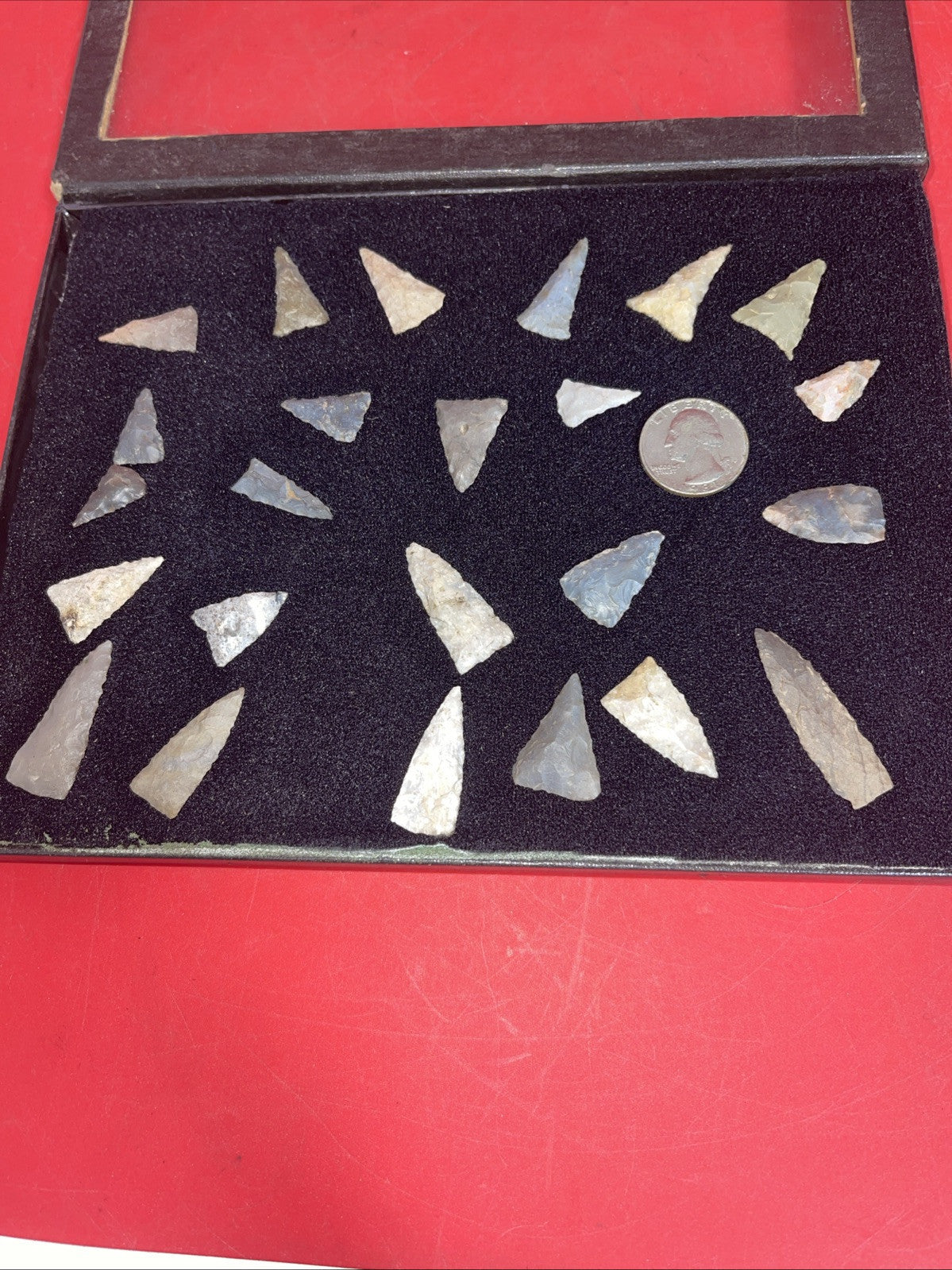 Native American Artifacts Lot 24 w/ Frame Arrowheads Collection 9”x7” Frame #21