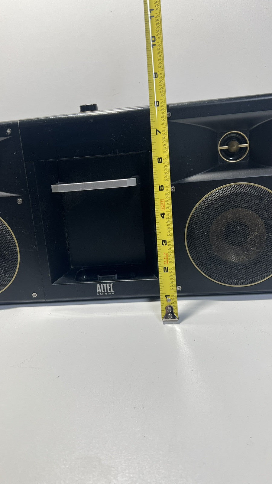 Altec Lansing iMT800 inMotion Boombox - 30-pin iPod Dock w/EQ, FM, Aux