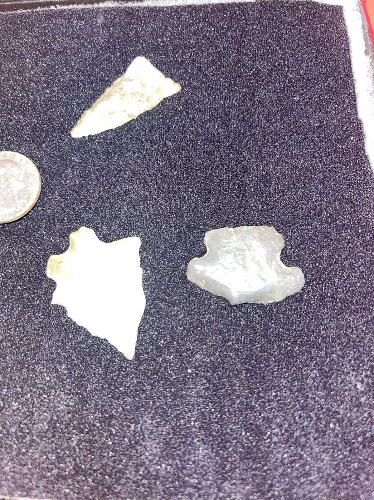 Native American Artifacts Lot 7 w/ Frame Arrowheads Collection 9”x7”Frame #20