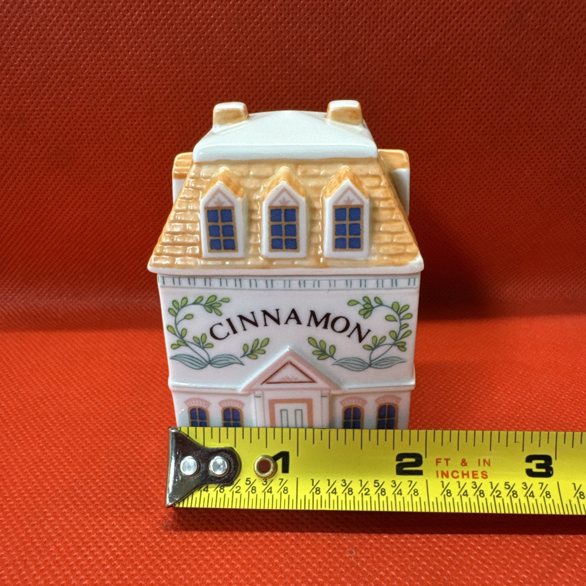 Vintage 1989 Lenox Spice Village CINNAMON Spice Jar With Lid (Has Some Chips)