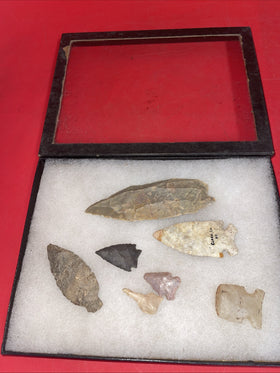 Native American Artifacts Lot 7 w/ Frame Arrowheads Collection 9”x7” Frame #23