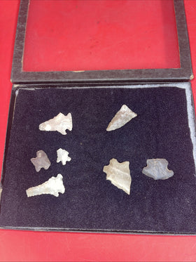 Native American Artifacts Lot 7 w/ Frame Arrowheads Collection 9”x7”Frame #20