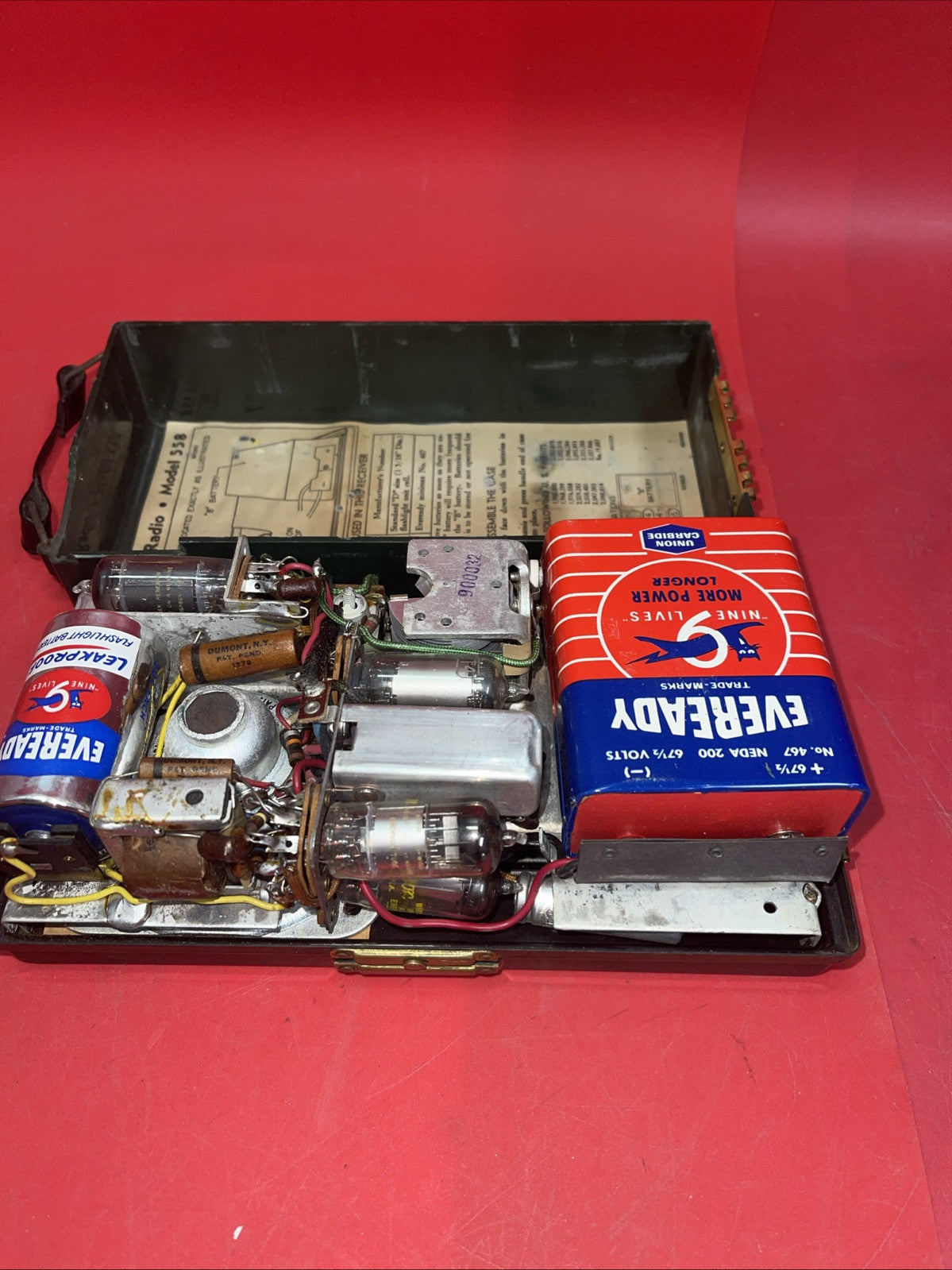 Emerson Tube Radio Model 558  1940's Made in USA | Portable Not Work