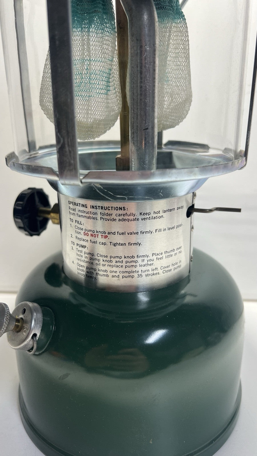 Coleman Lantern 4 1978 Model 220 220J Clear Globe Yellow Case Double Mantle