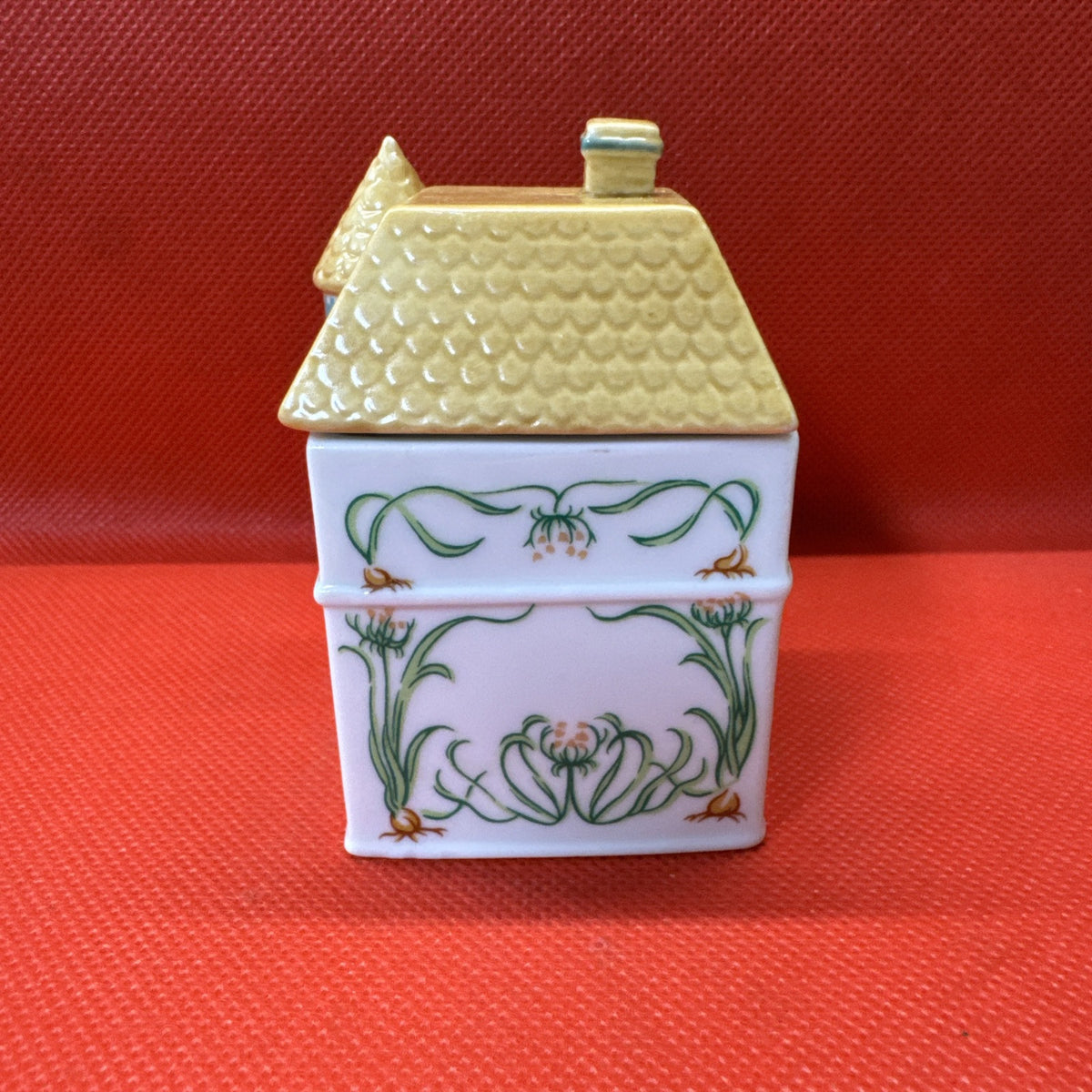 Vintage 1989 Lenox Spice Village ONION Jar With Lid (has Chip)
