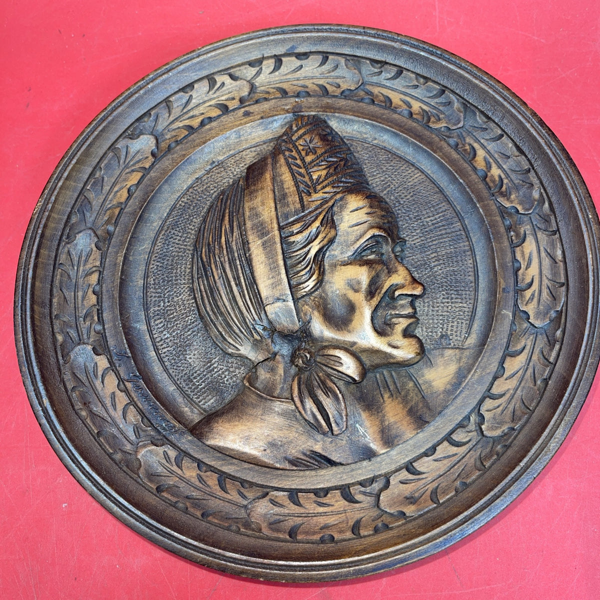 Vintage Handcrafted Wood Wall Plates in Folk Style in Man and Women, Diameter 8”