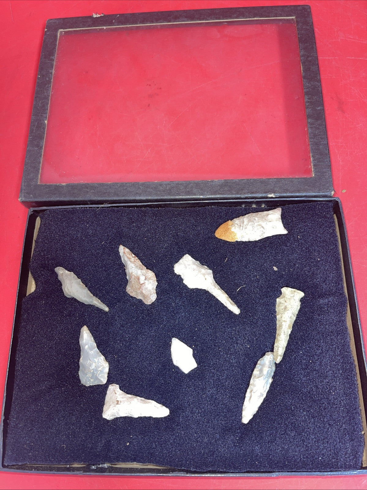 Native American Artifacts Arrowheads Lot 9 Points w/ 9”x7” Frame. #19