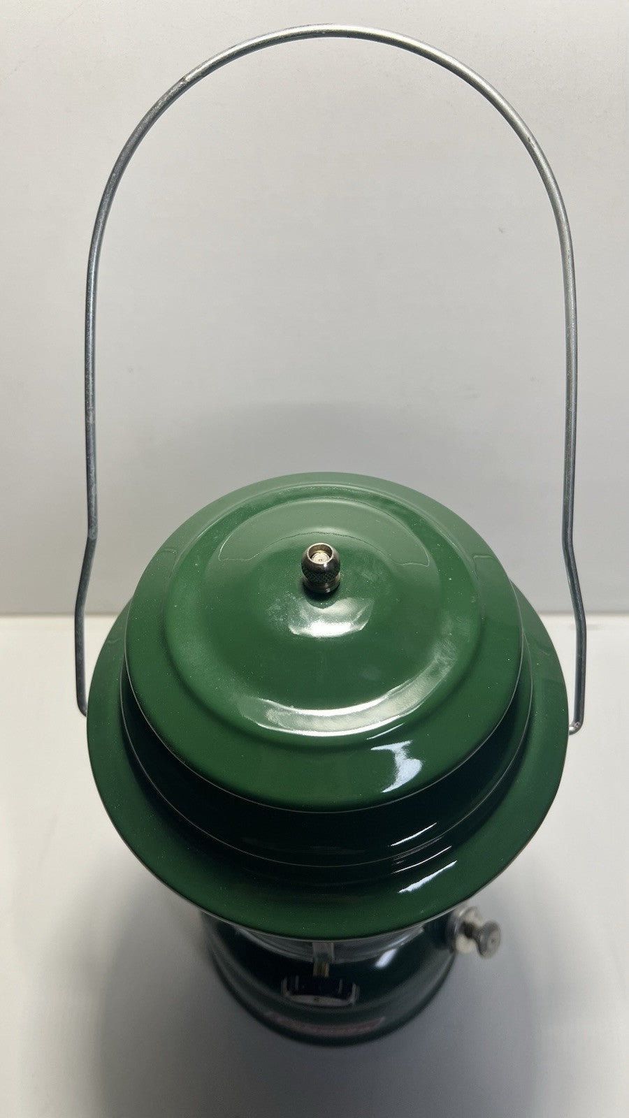 Coleman Lantern 4 1978 Model 220 220J Clear Globe Yellow Case Double Mantle