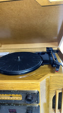 Spirit of St. Louis 3-Speed Turntable CD AM/FM Cassette Player. Needs Repair
