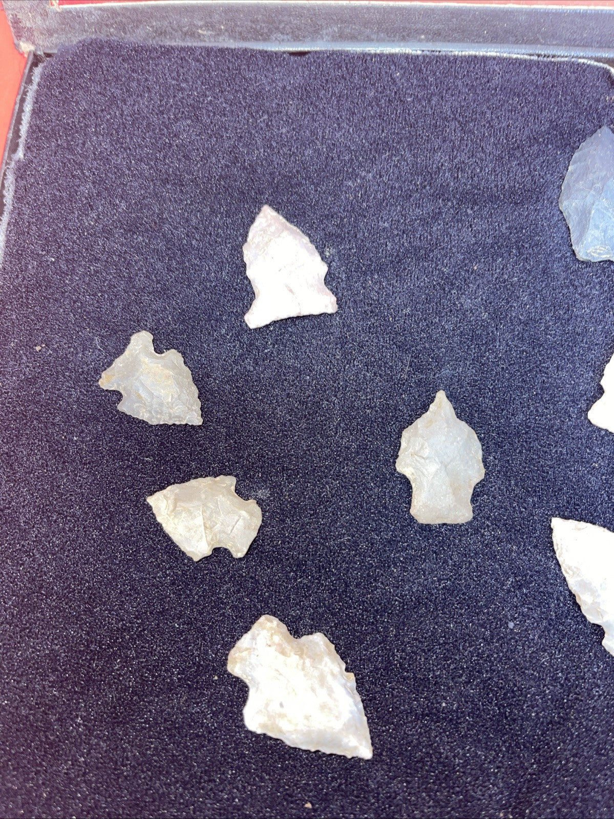 Native American Artifacts Arrowheads Lot 16 Points w/12”x8.5” Frame. #8