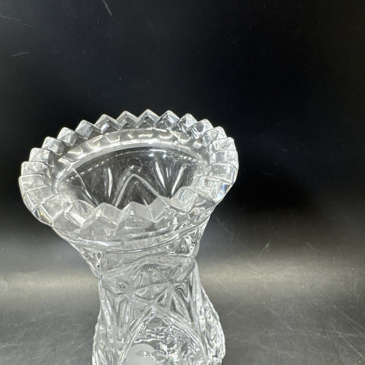 Hofbauer Collection Lead Crystal Vase With Bird 5 1/3” Tall