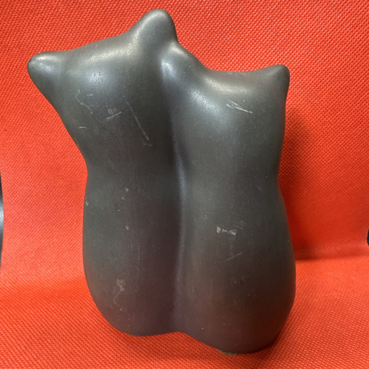 Vtg PIGEON FORGE POTTERY Matte Satin Black Bear Cubs Figurine