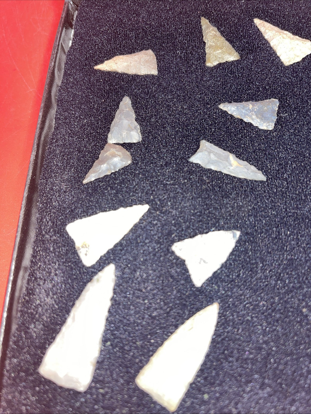 Native American Artifacts Lot 24 w/ Frame Arrowheads Collection 9”x7” Frame #21