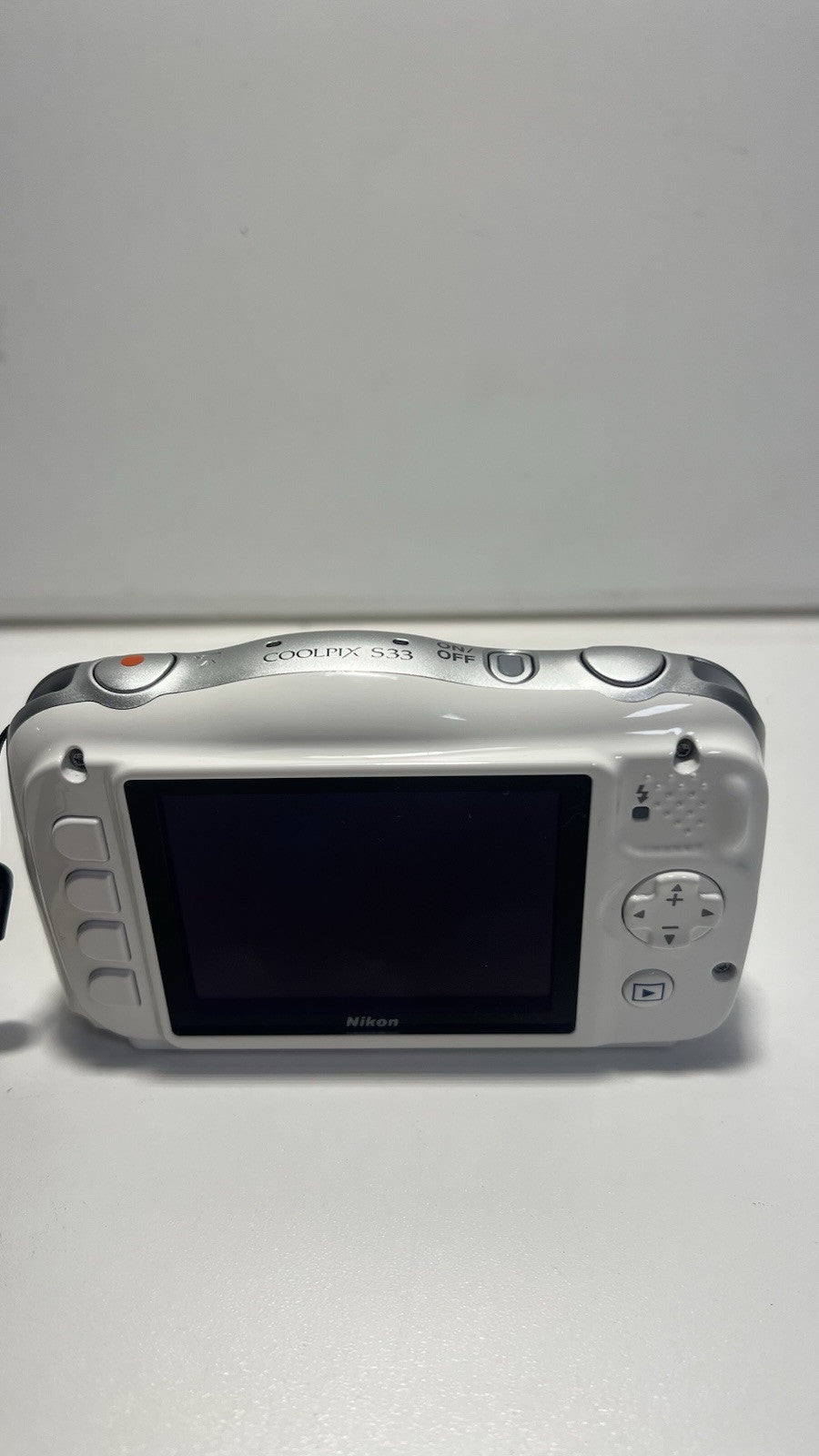 Nikon COOLPIX S33 13.2MP Waterproof Digital Camera + Battery, SD Card & Case