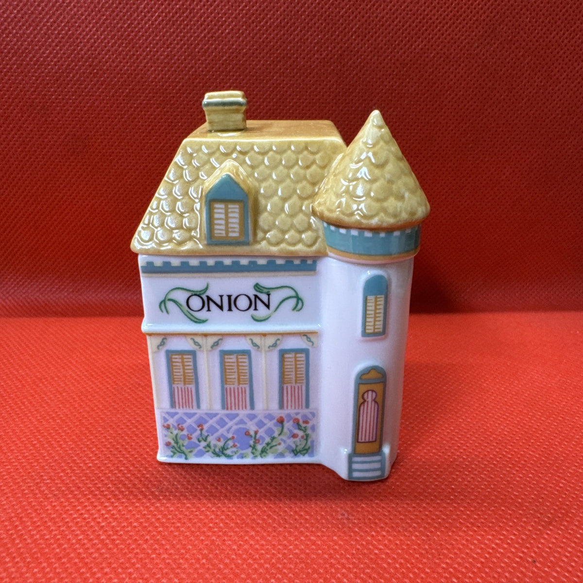 Vintage 1989 Lenox Spice Village ONION Jar With Lid (has Chip)