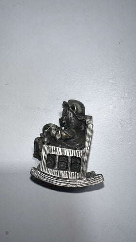 Vintage Fort USA Pewter Mama Bear with Cubs Rocking Chair Figurine #23– 2”