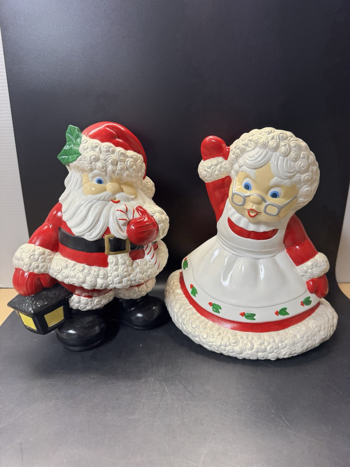 Vintage Christmas Ceramic Mold Winking Santa Clause & Waving Mrs Clause