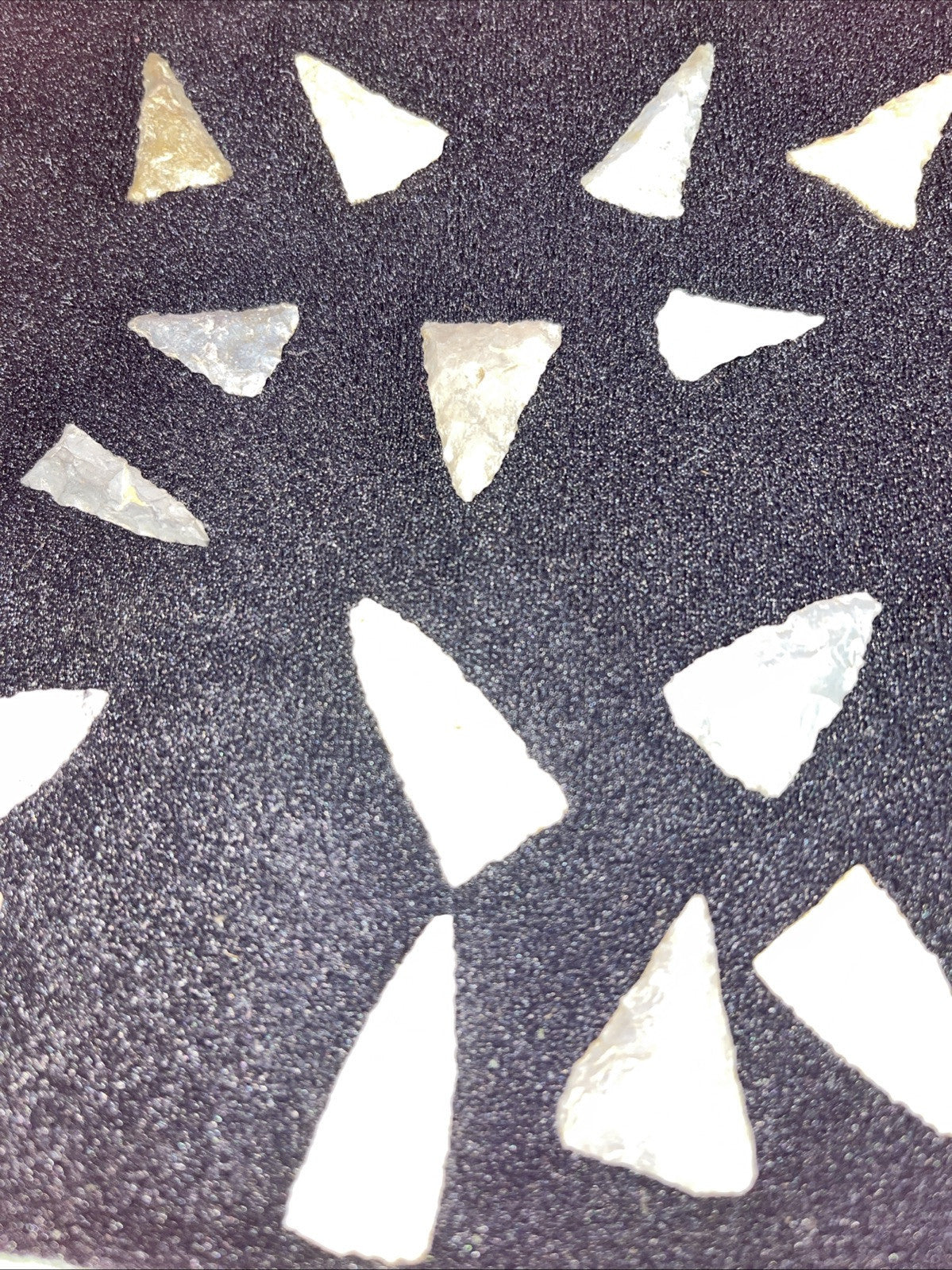Native American Artifacts Lot 24 w/ Frame Arrowheads Collection 9”x7” Frame #21