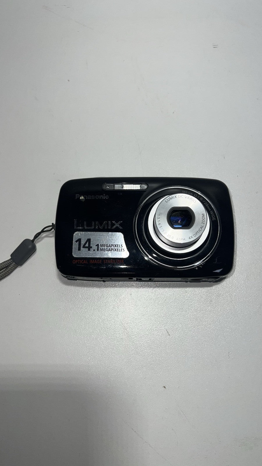 Panasonic Lumix DMC-S3 14.1MP Digital Camera.  Working. Card & battery incl.