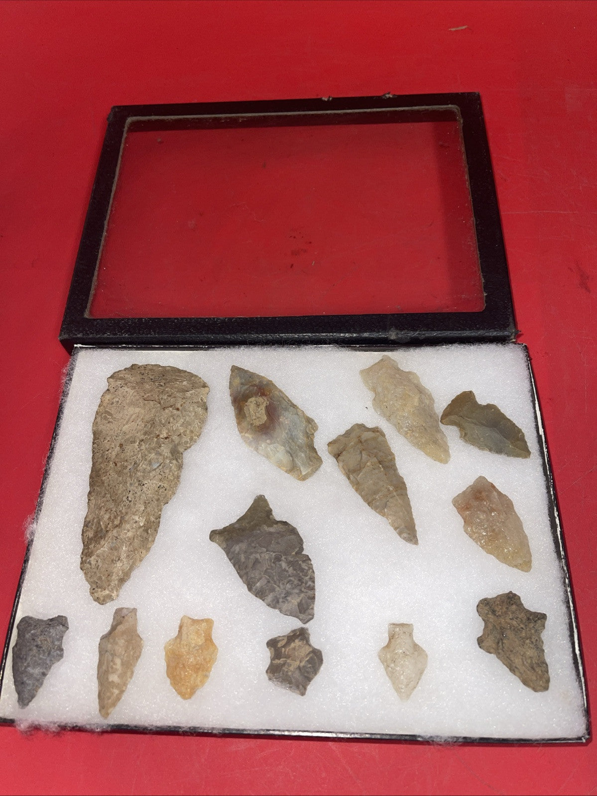 Native American Artifacts Lot 13 w/ Frame Arrowheads Collection 9”x7” Frame #22