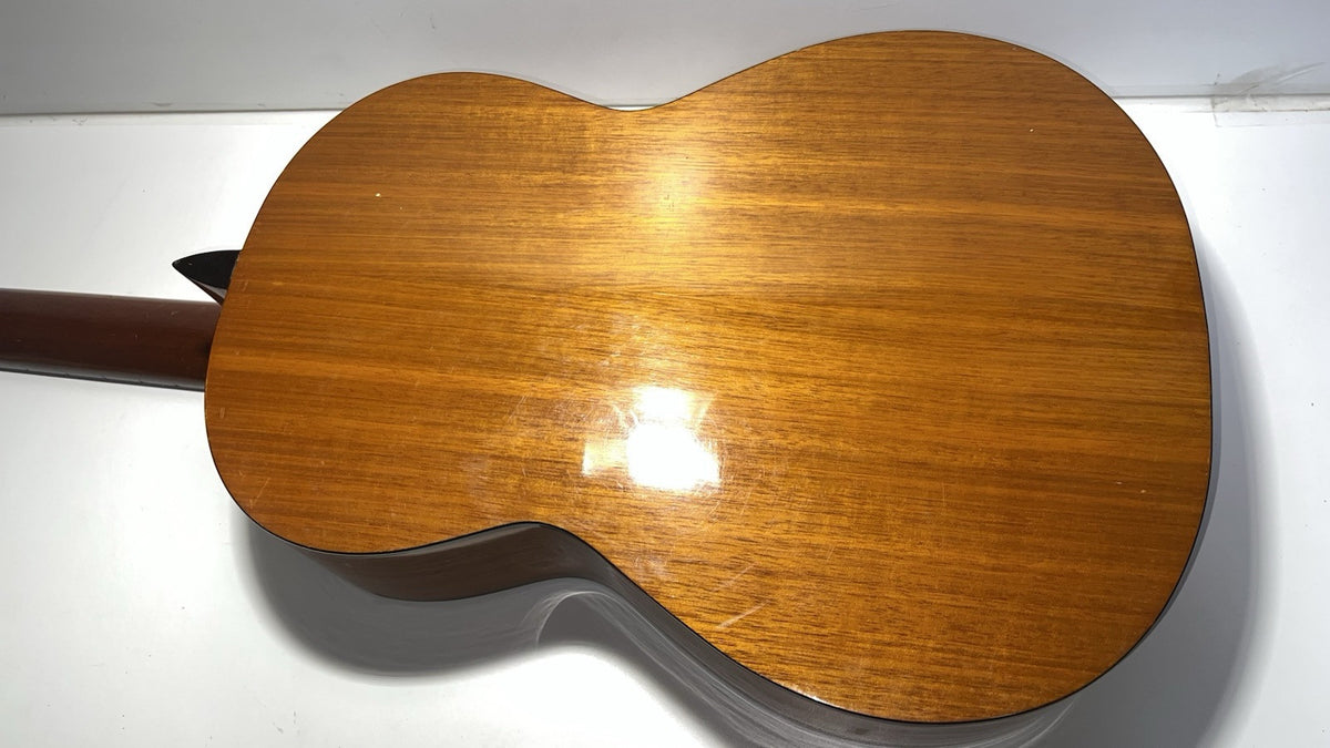 1968  Ventura Bruno V-1586 Classical Guitar. Details in the photo