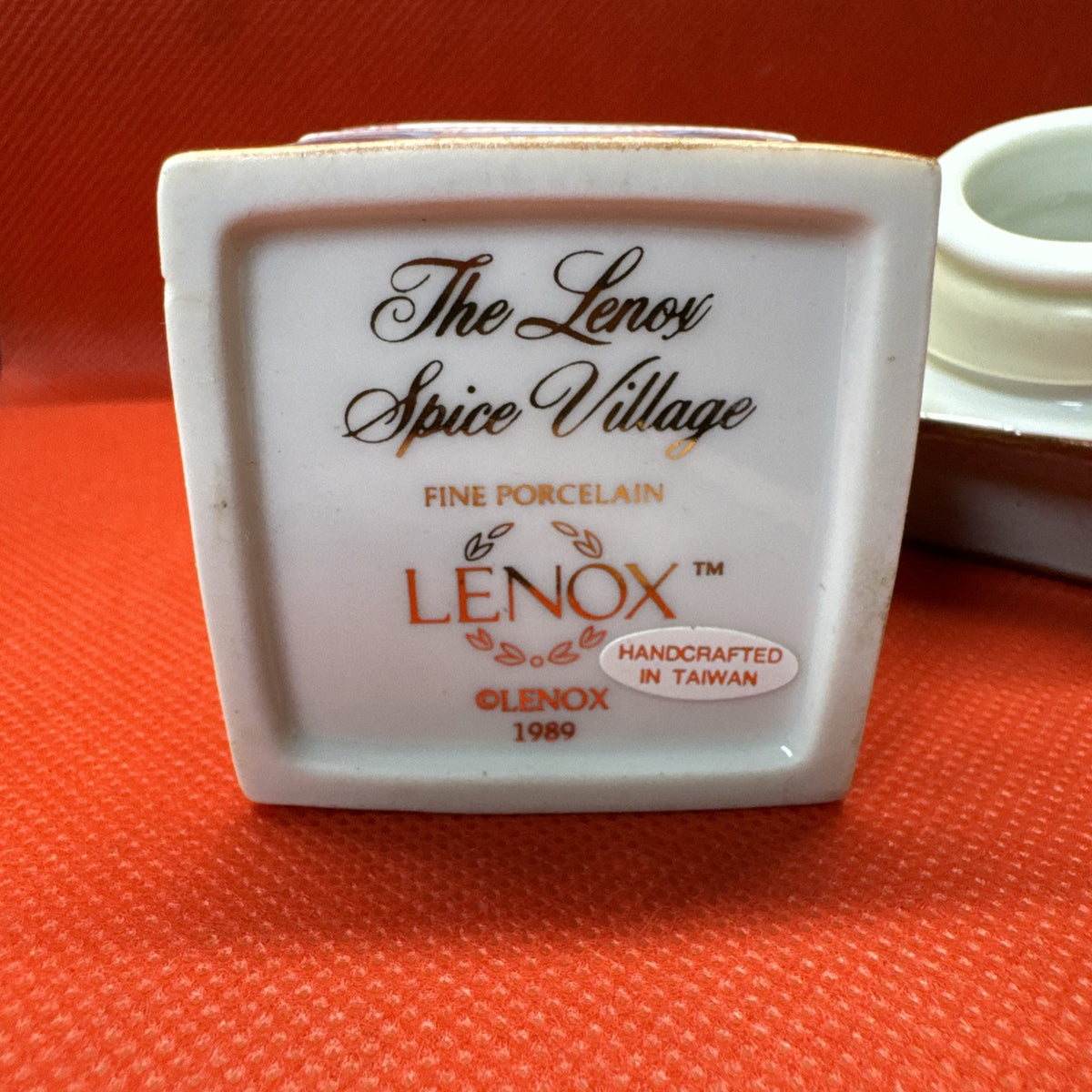 Vintage 1989 Lenox Spice Village NUTMEG Jar With Lid