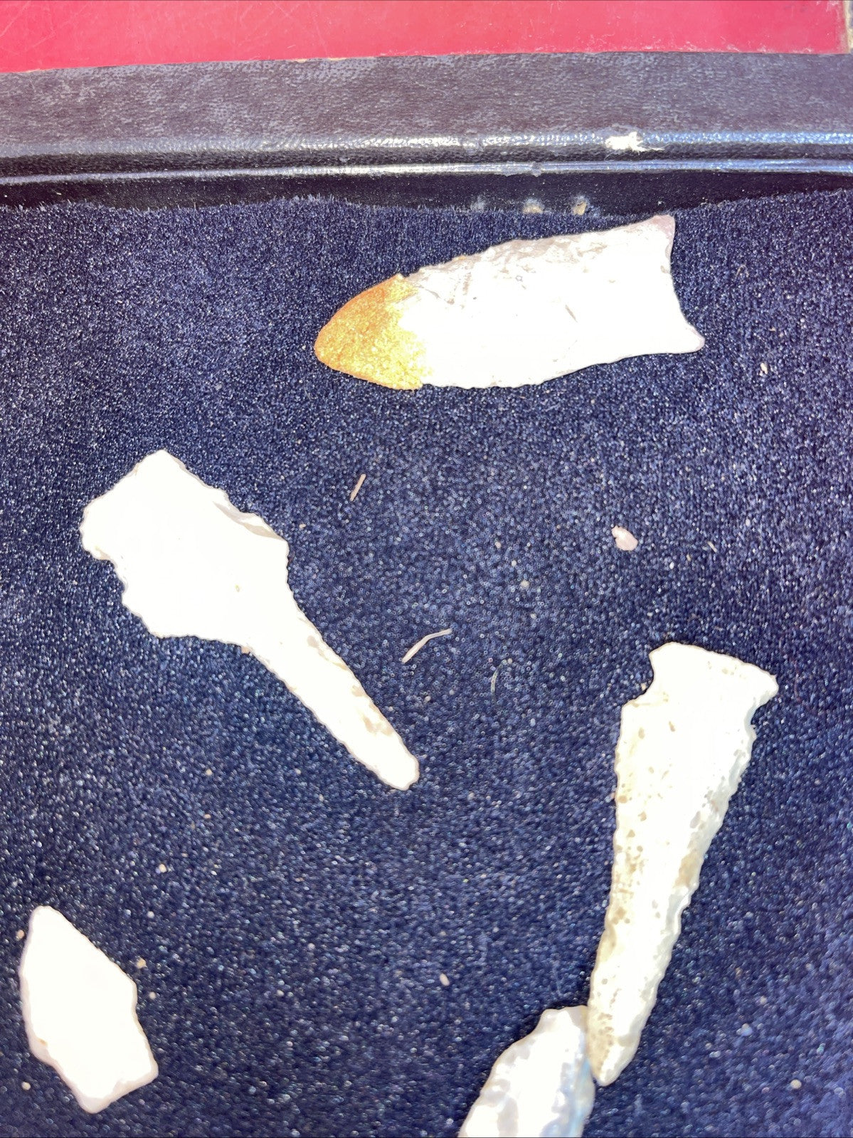 Native American Artifacts Arrowheads Lot 9 Points w/ 9”x7” Frame. #19