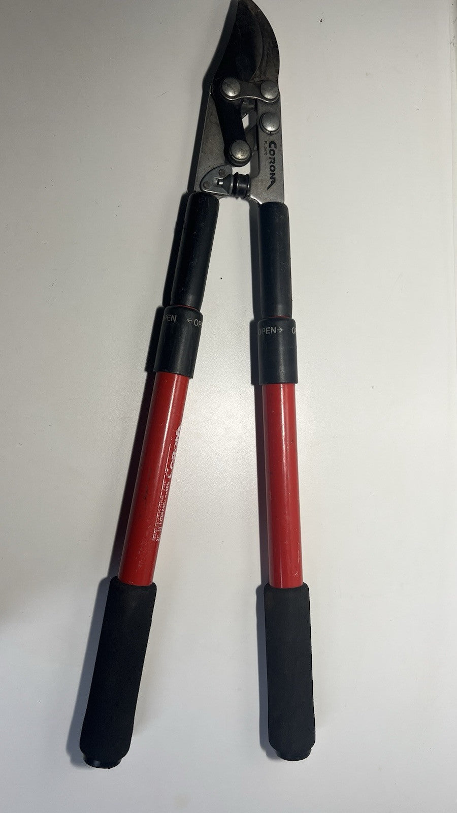 Corona FL 3470 Compound Bypass Lopper, 1.5 In. Cutting Capacity