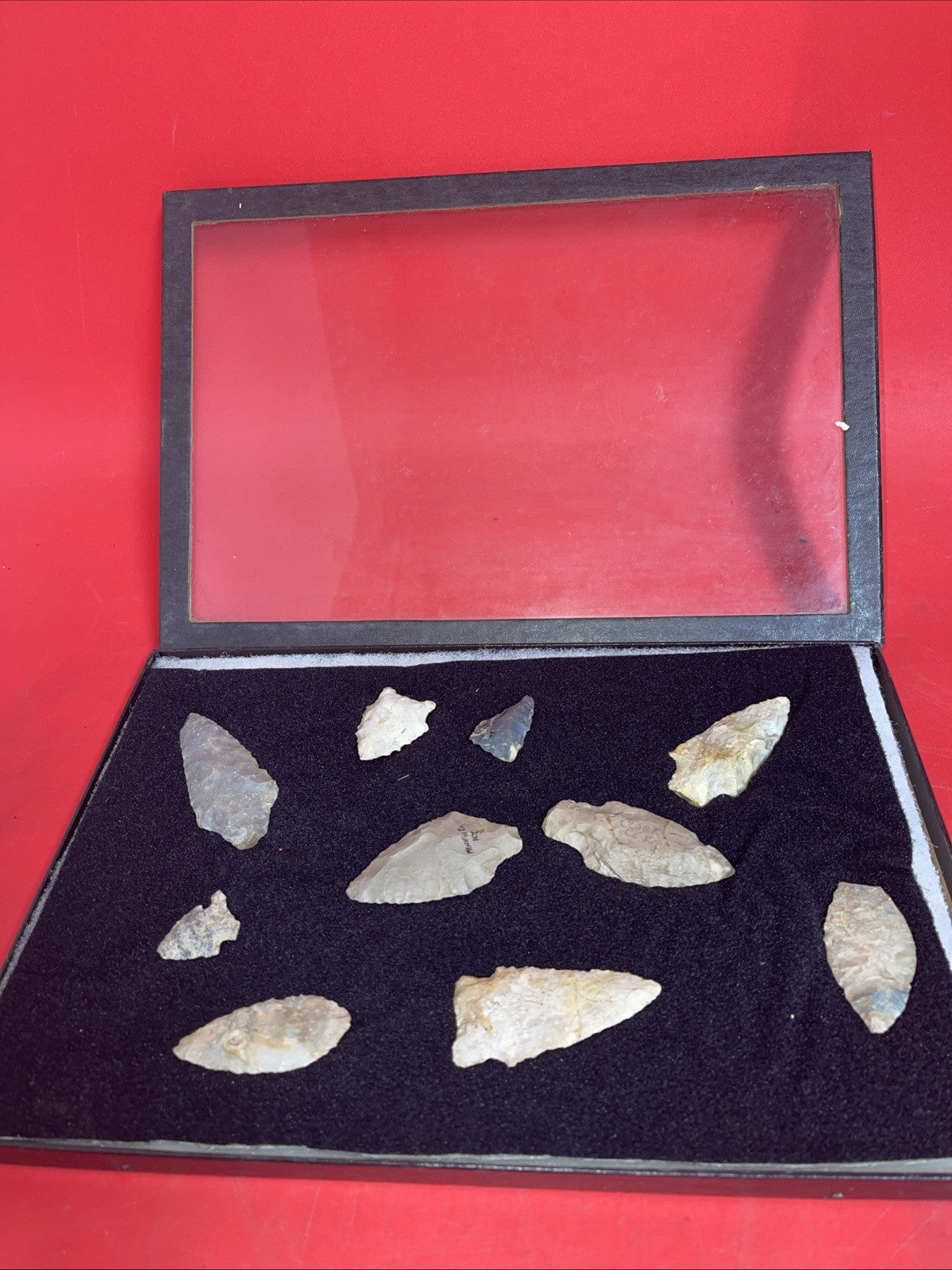 Native American Artifacts Arrowheads Lot 10 Points w/12”x8.5” Frame. #9