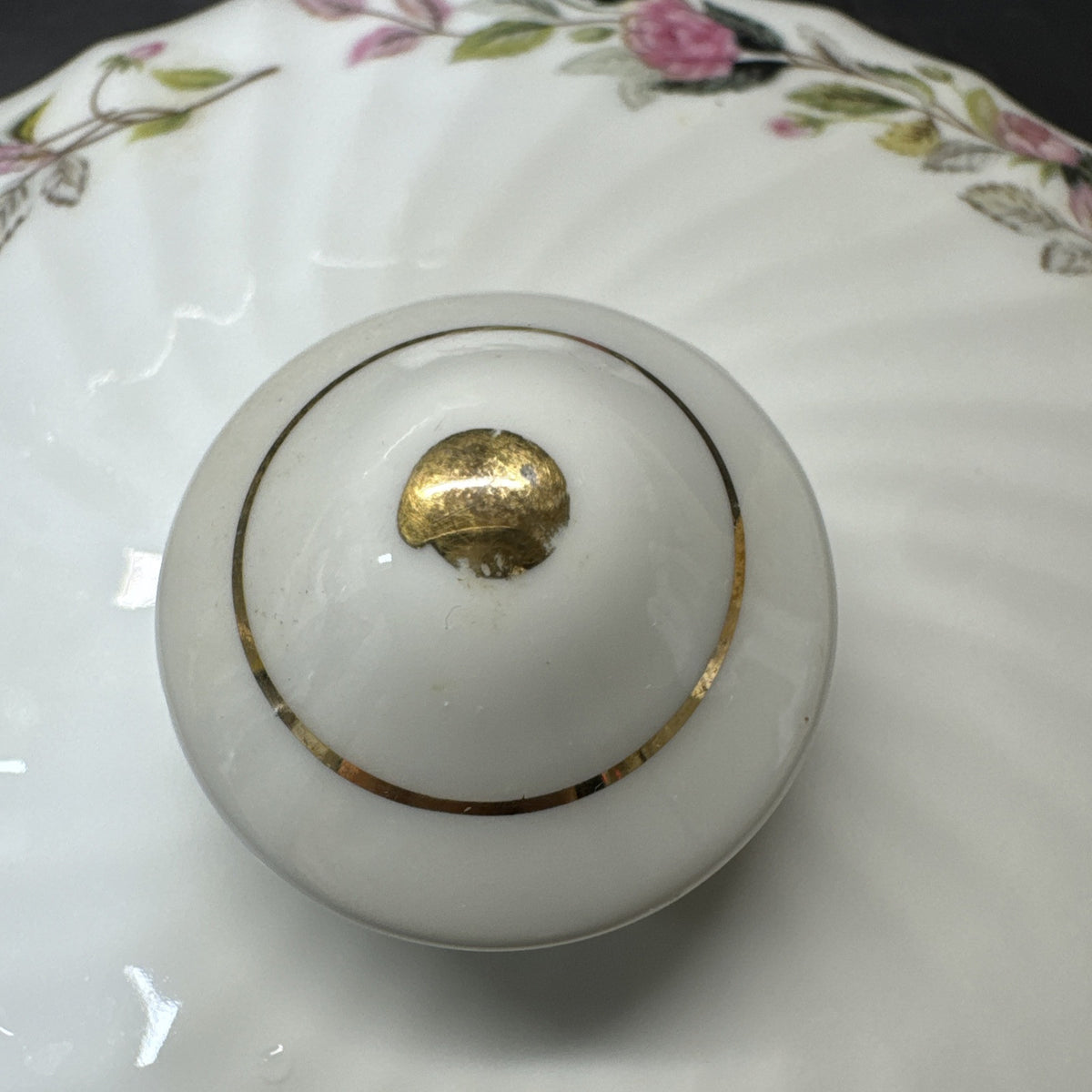 Creative Fine China REGENCY ROSE Japan Covered Handled Vegetable Dish