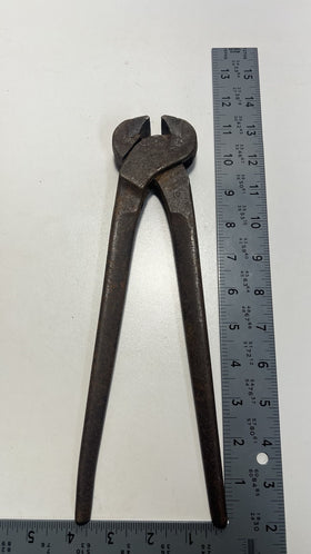 CAREW'S Antique Number 10 End Cutting Nippers Farm Tool Made in USA