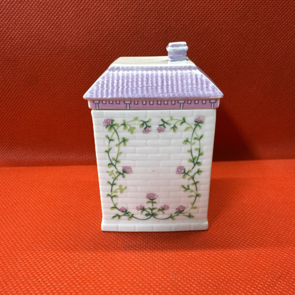 Vintage 1989 Lenox Spice Village THYME Jar With Lid (has Ships)