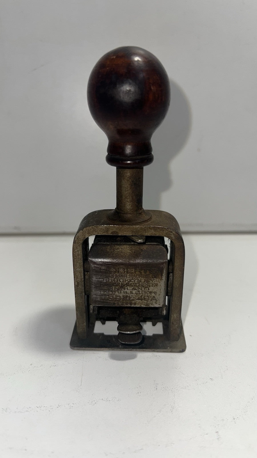 Vintage Roberts Model 49A Numbering Machine – 6 Wheels, Made in England