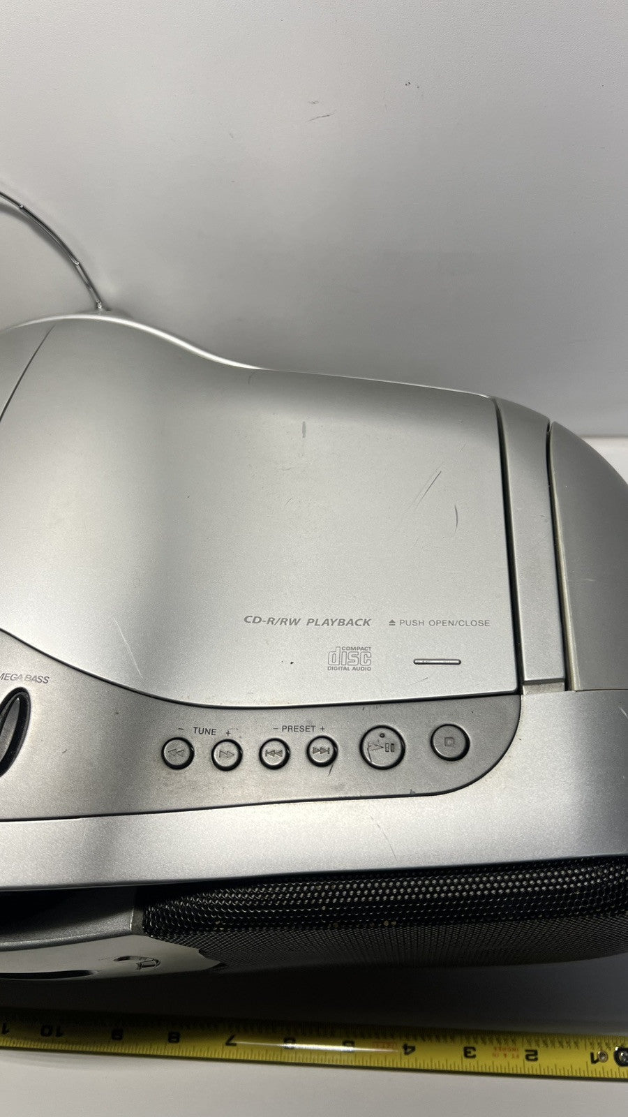 Sony Boombox CFD-F10 CD AM/FM Radio Cassette CD Recorder Mega Bass **READ**